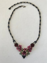 Load image into Gallery viewer, Gypse Rose V Necklace
