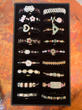 Load image into Gallery viewer, Jade Bracelet

